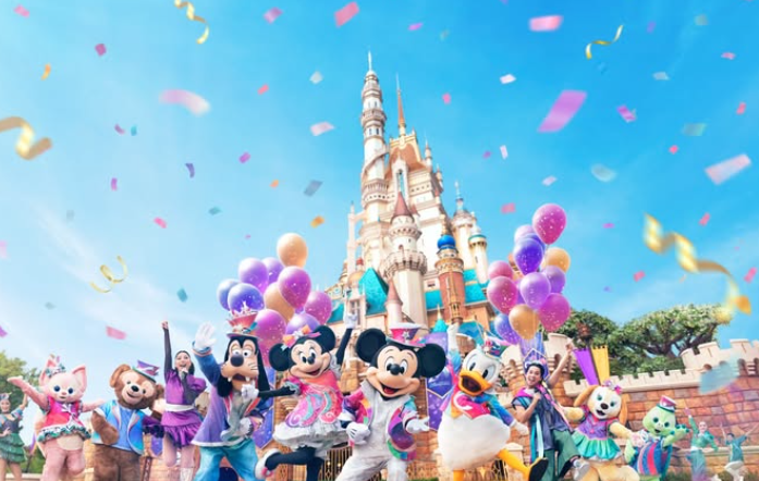 Day & Night Magic: Hong Kong Disneyland's 20th Anniversary Entertainment Day & Night Magic: Hong Kong Disneyland's 20th Anniversary Entertainment